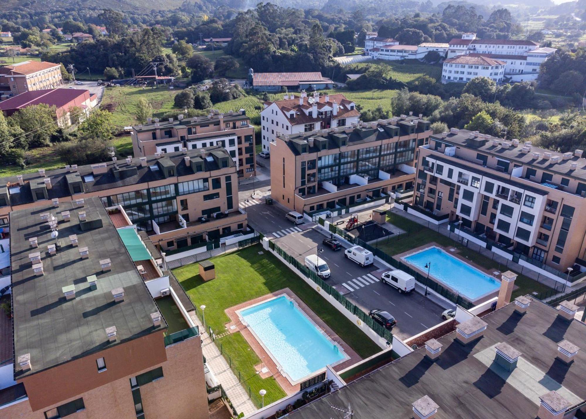 Tarantino, Apartamento Con Piscina, Playa A 3 Km Vut-2505-As Llanes Esterno foto